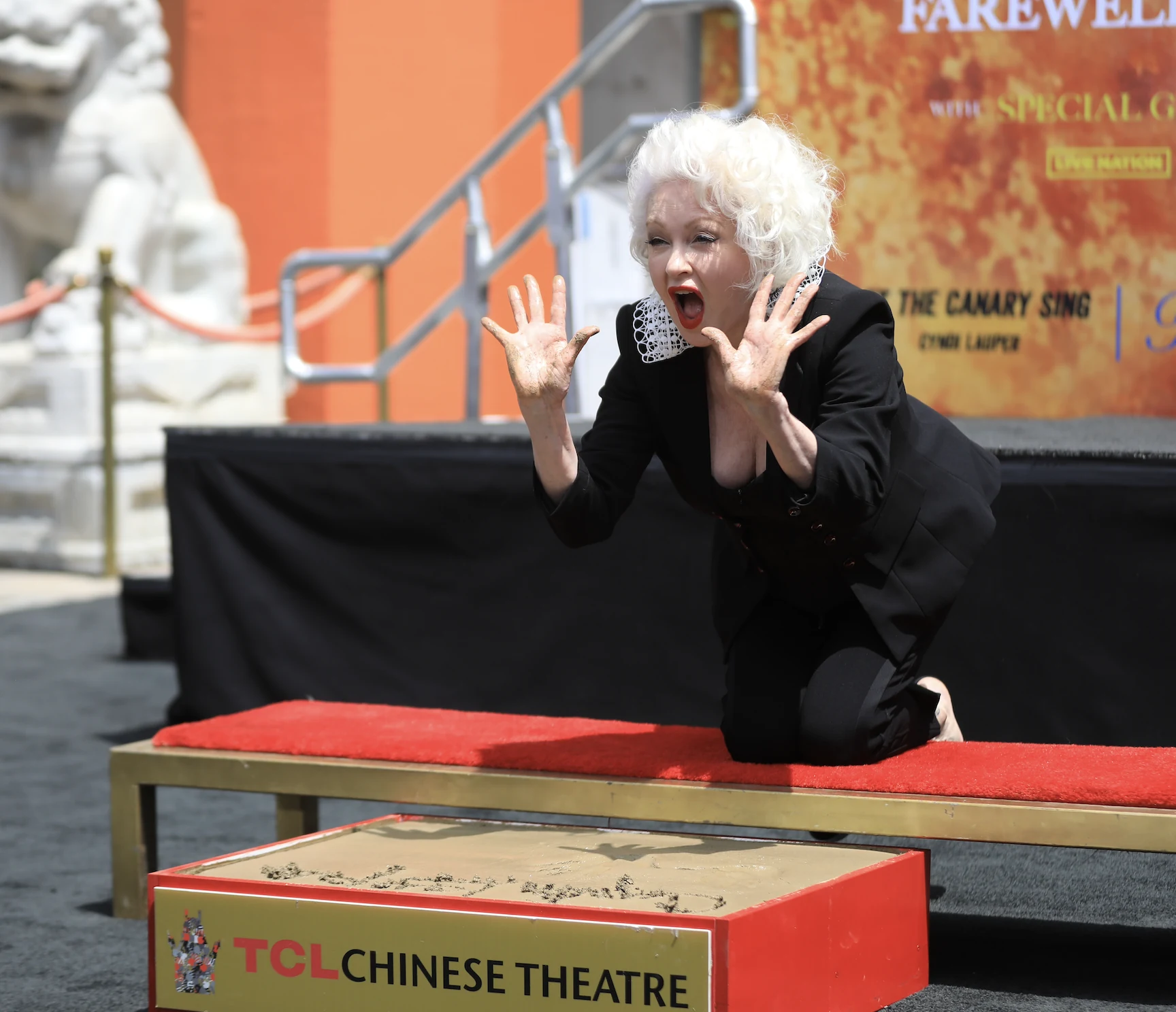 lauperchinesetheater 11